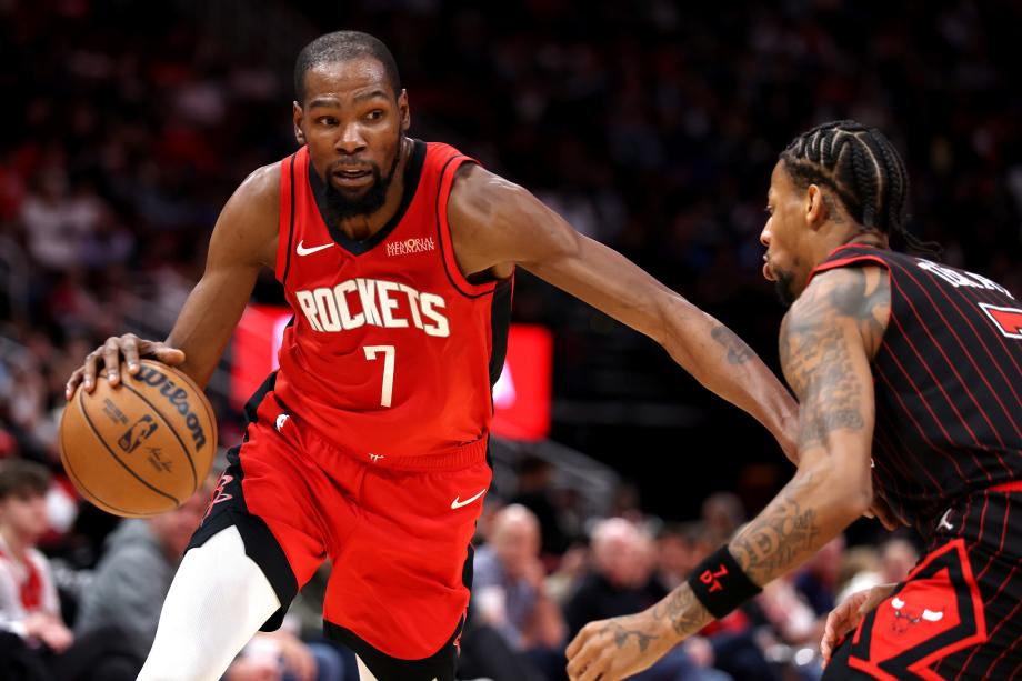 开云官网-杜兰特28+10特雷·琼斯34+7 火箭险胜公牛结束3连败